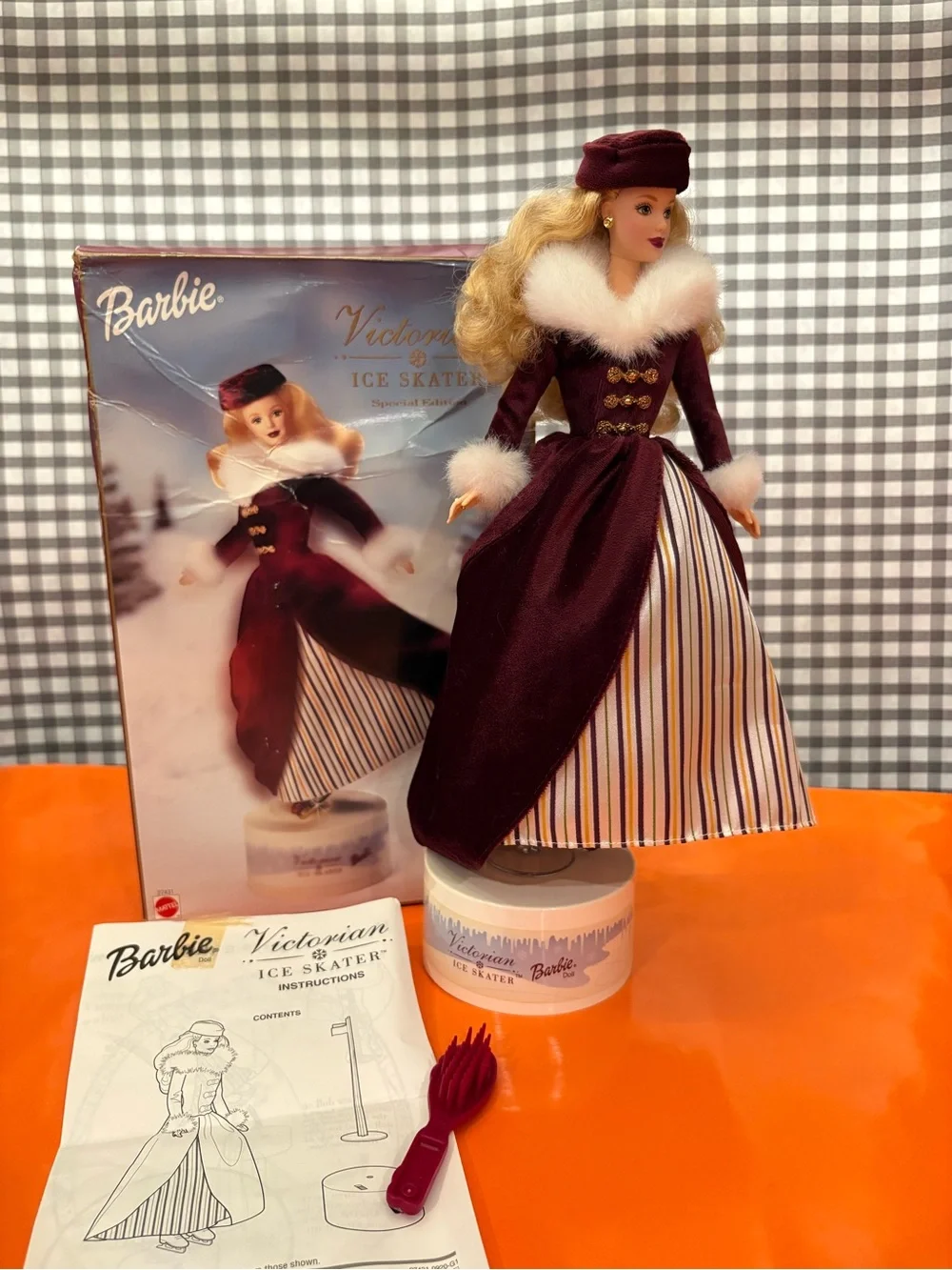 Mattel Barbie Victorian Ice Skater Special Edition Doll 2000 11.5in w/ Box